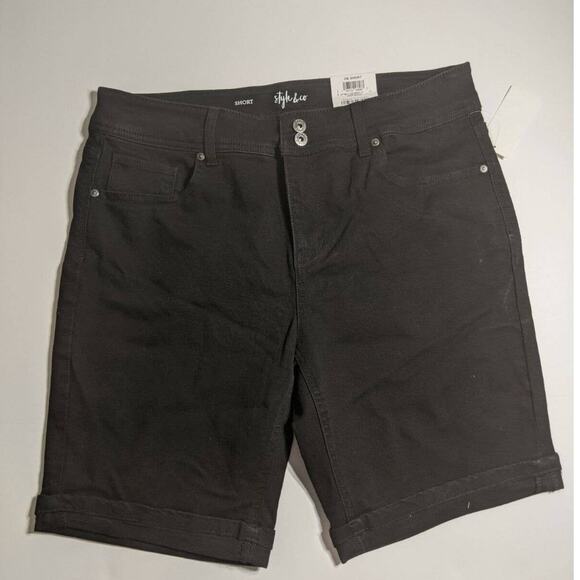 Style & Co Denim Shorts Deep Black 10 Cuffed Hem Mid Rise Button Fly Regular Fit - Picture 1 of 8